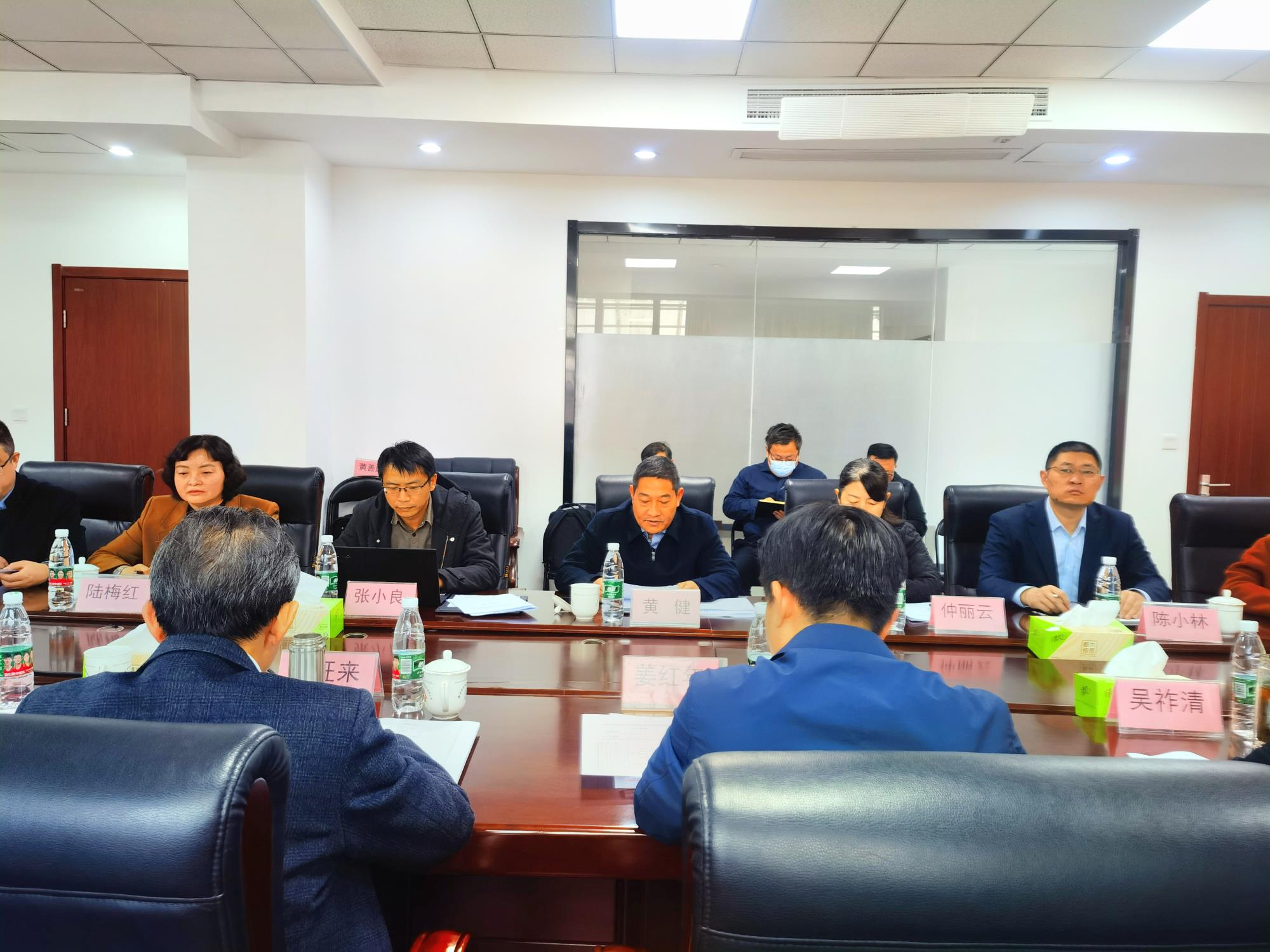 06fdead840b177bb4f54e7435446a68.jpg 06fdead840b177bb4f54e7435446a68.jpg